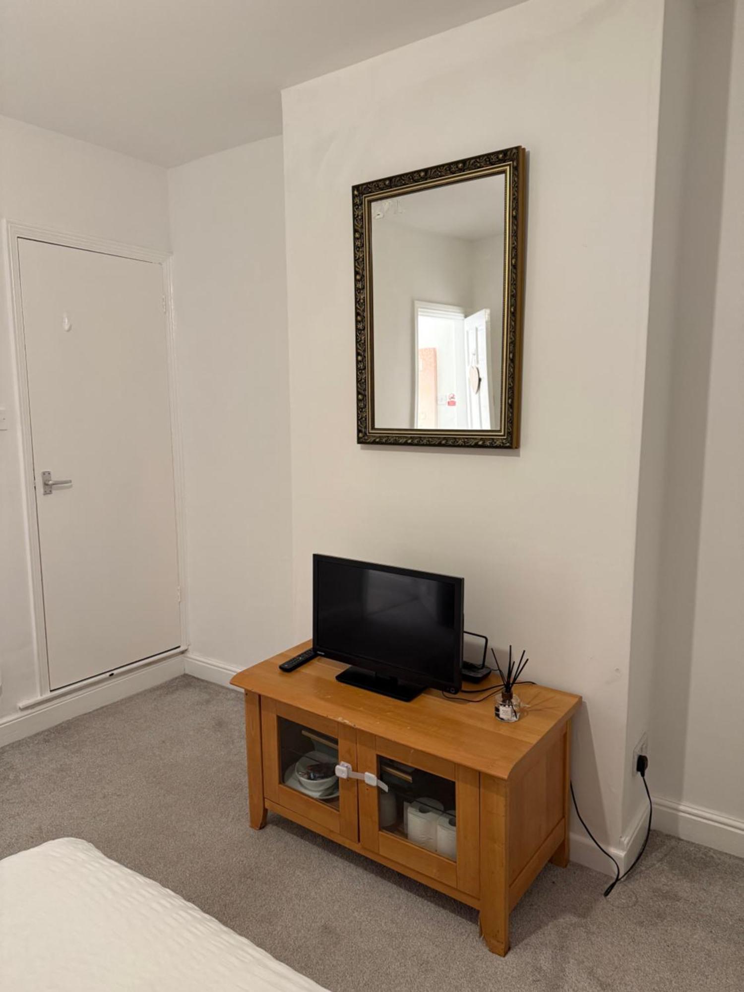 3 Bedroom Terraced Home ノッティンガム エクステリア 写真